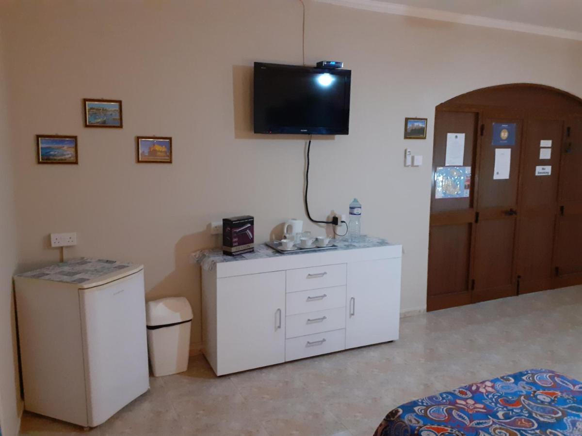 Black Gold Private Room Msida Esterno foto